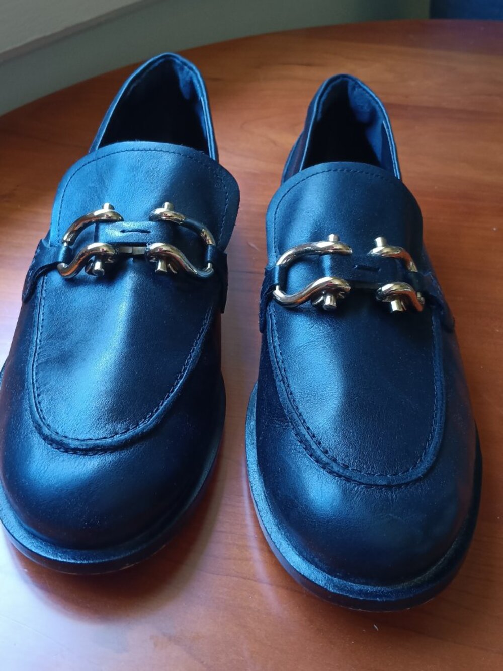 Arezzo Black Leather Horse bit Loafers Size 8.5M